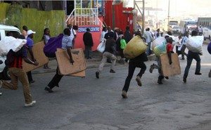 Hawkers in Nairobi running from City council workers